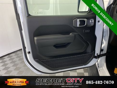 New 2026 Jeep Wrangler Unlimited Sport image 12