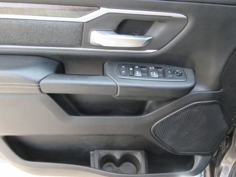 Used 2020 RAM 1500 Big Horn AWD/4WD image 23