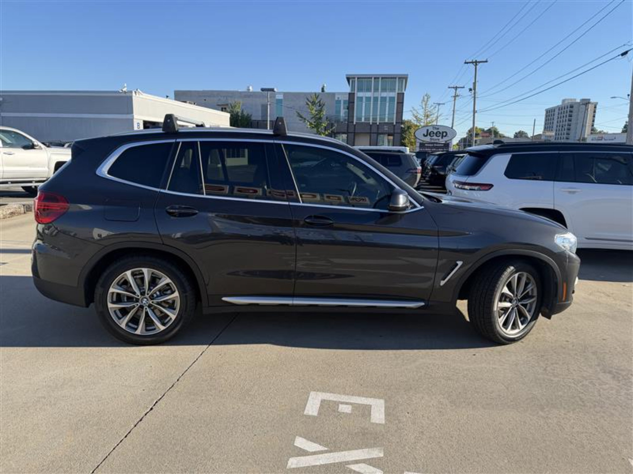 Used 2019 BMW X3 xDrive30i w/ Driving Assistance Package AWD/4WD image 6
