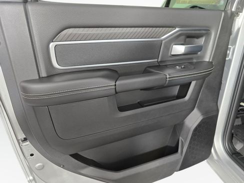 New 2026 RAM 2500 Big Horn AWD/4WD image 33
