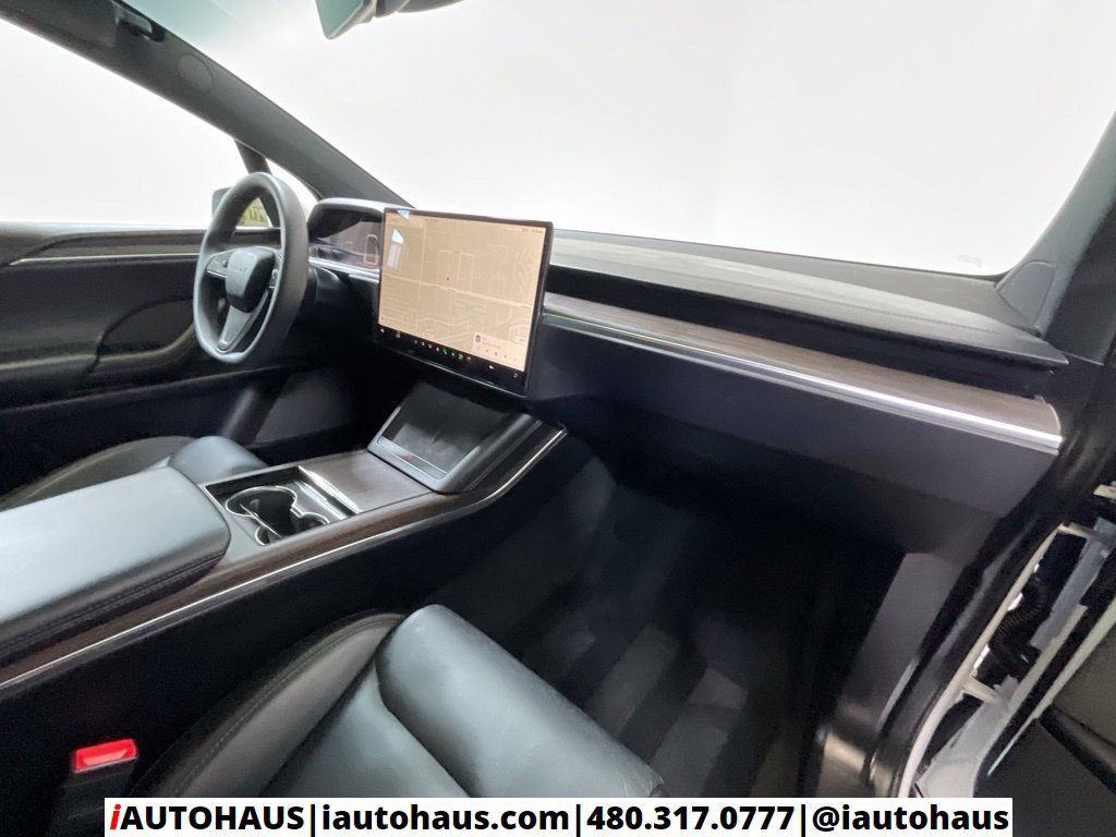 Used 2023 Tesla Model X AWD/4WD image 27