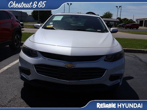 Used 2016 Chevrolet Malibu Premier w/ Driver Confidence Package II FWD image 6