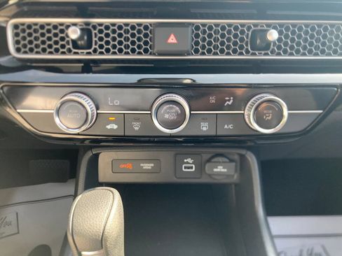 Used 2023 Honda Civic LX image 26