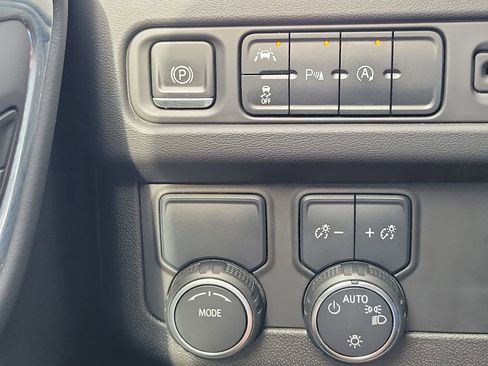 Used 2023 Chevrolet Tahoe RST image 32