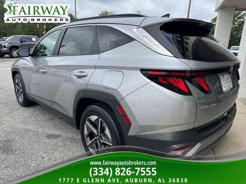 Used 2025 Hyundai Tucson SEL FWD image 8