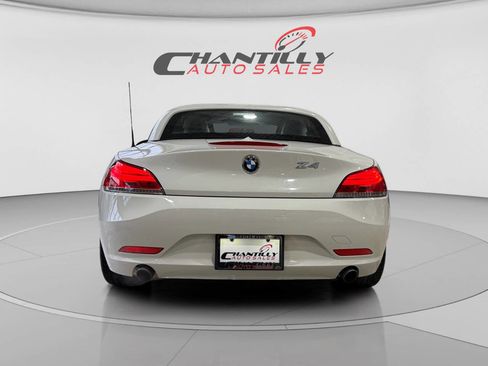Used 2014 BMW Z4 sDrive35i image 4
