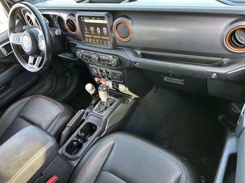 Used 2023 Jeep Gladiator Mojave w/ LED Lighting Group AWD/4WD image 28