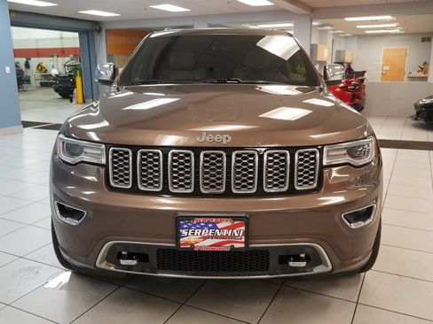 Used 2017 Jeep Grand Cherokee Overland AWD/4WD image 16