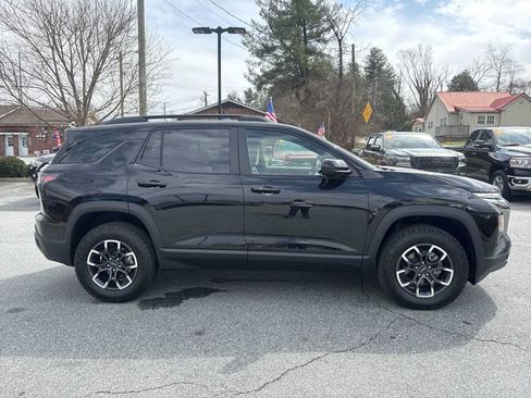 New 2026 Chevrolet Equinox ACTIV w/ Convenience Package III AWD/4WD image 9