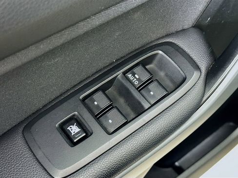 Used 2022 Ford Ranger XLT w/ Equipment Group 301A Mid AWD/4WD image 20