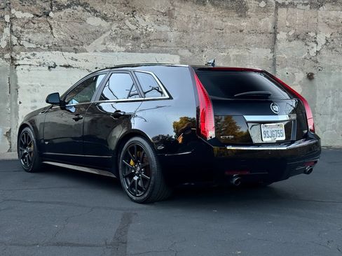 Used 2013 Cadillac CTS V RWD image 8