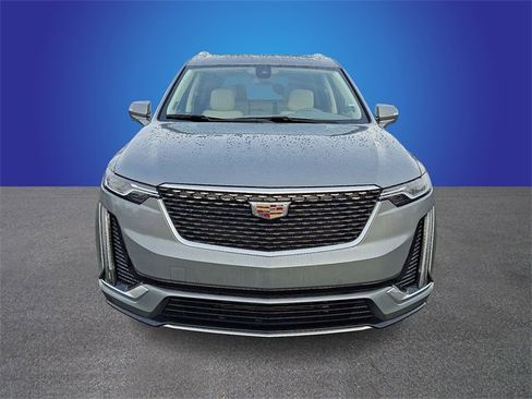 Certified 2024 Cadillac XT6 Premium Luxury image 2