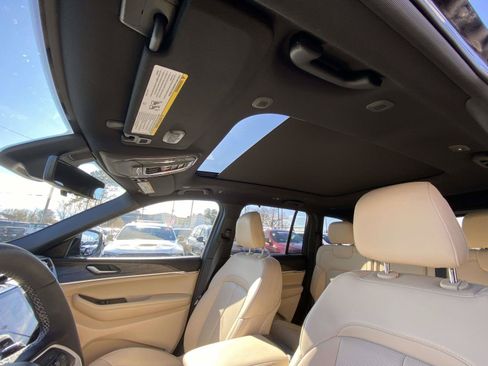 Used 2024 Jeep Grand Cherokee Limited w/ Luxury Tech Group II RWD image 10