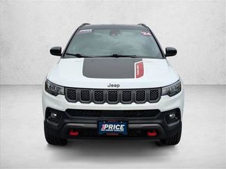 Used 2024 Jeep Compass Trailhawk AWD/4WD video 2