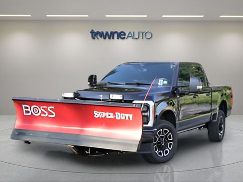 Used 2025 Ford F350 Platinum w/ FX4 Off-Road Package AWD/4WD image 5