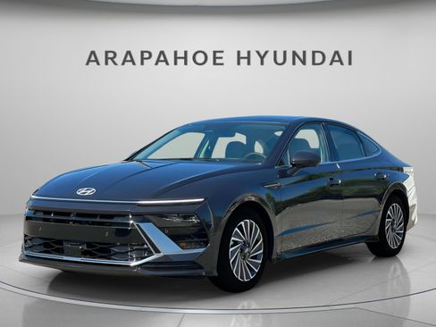 New 2025 Hyundai Sonata Limited image 12