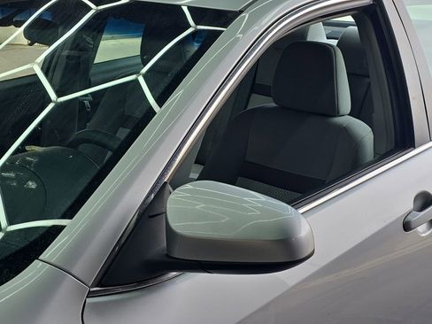 Used 2012 Toyota Camry LE image 28