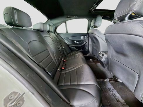 Used 2020 Mercedes-Benz C 300 Sedan image 27