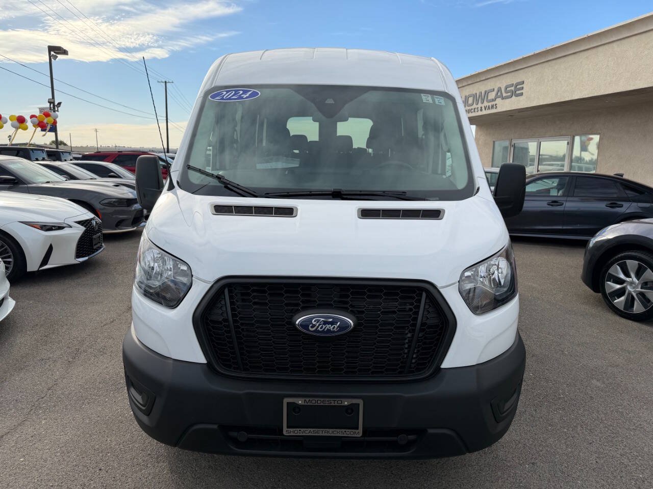Used 2024 Ford Transit 350 XL RWD image 3