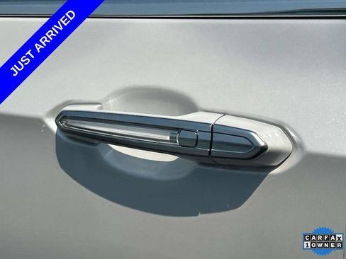 Used 2024 Cadillac XT6 Premium Luxury w/ Platinum Package AWD/4WD image 10