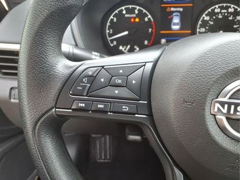 Used 2023 Nissan Altima 2.5 S FWD image 16