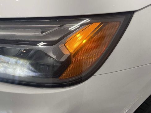 Used 2024 Audi Q5 2.0T Premium image 10