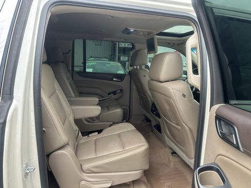 Used 2015 GMC Yukon XL SLT w/ Open Road Package RWD image 13