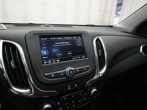 Used 2024 Chevrolet Equinox LT AWD/4WD image 6
