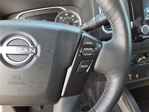 Certified 2024 Nissan Frontier SL image 10