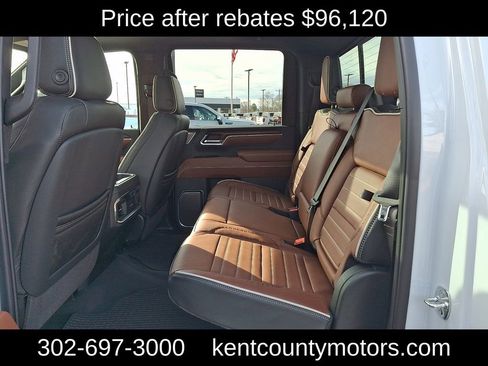 New 2026 GMC Sierra 2500 Denali Ultimate w/ Max Trailering Package image 10