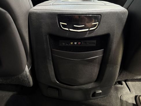 Used 2015 Cadillac Escalade Premium RWD image 66