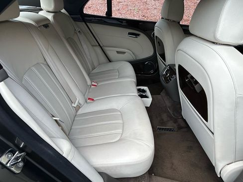 Used 2011 Bentley Mulsanne RWD image 13