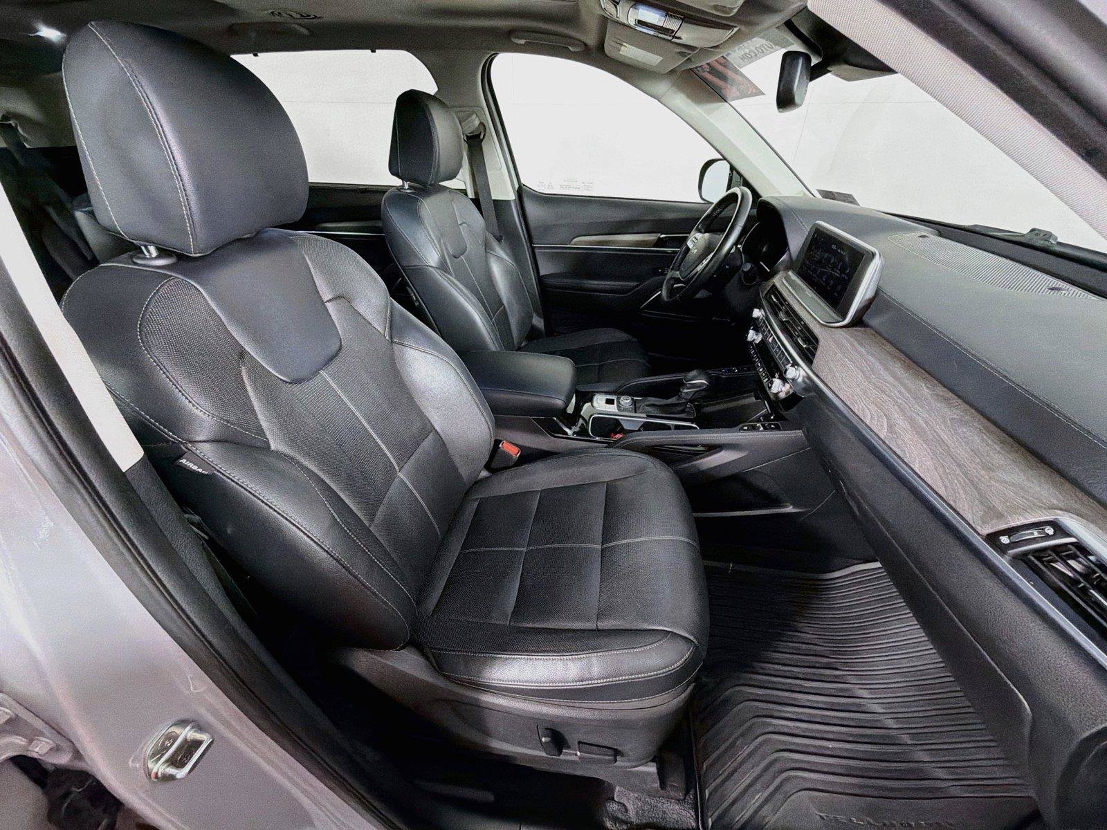 Used 2022 Kia Telluride SX w/ Nightfall Edition Package AWD/4WD image 31