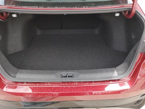 New 2026 Nissan Sentra SR w/ Floor Mat Package FWD image 19