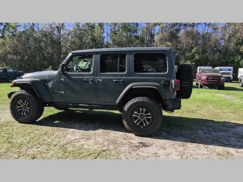 New 2026 Jeep Wrangler Unlimited Rubicon 392 image 25