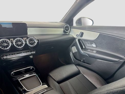 Used 2025 Mercedes-Benz CLA 250 4MATIC image 16