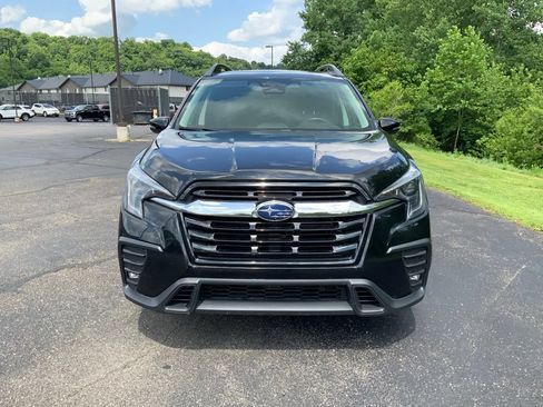 Used 2023 Subaru Ascent Limited AWD/4WD image 3