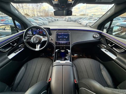 Used 2023 Mercedes-Benz EQE 350+ 4MATIC SUV w/ Exclusive Trim Package image 22