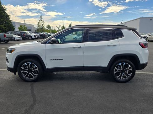 Used 2024 Jeep Compass Limited image 7