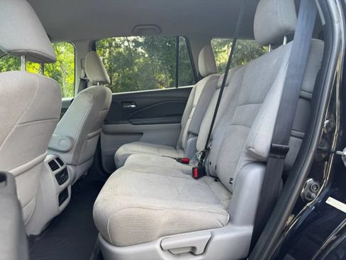 Used 2016 Honda Pilot EX image 18