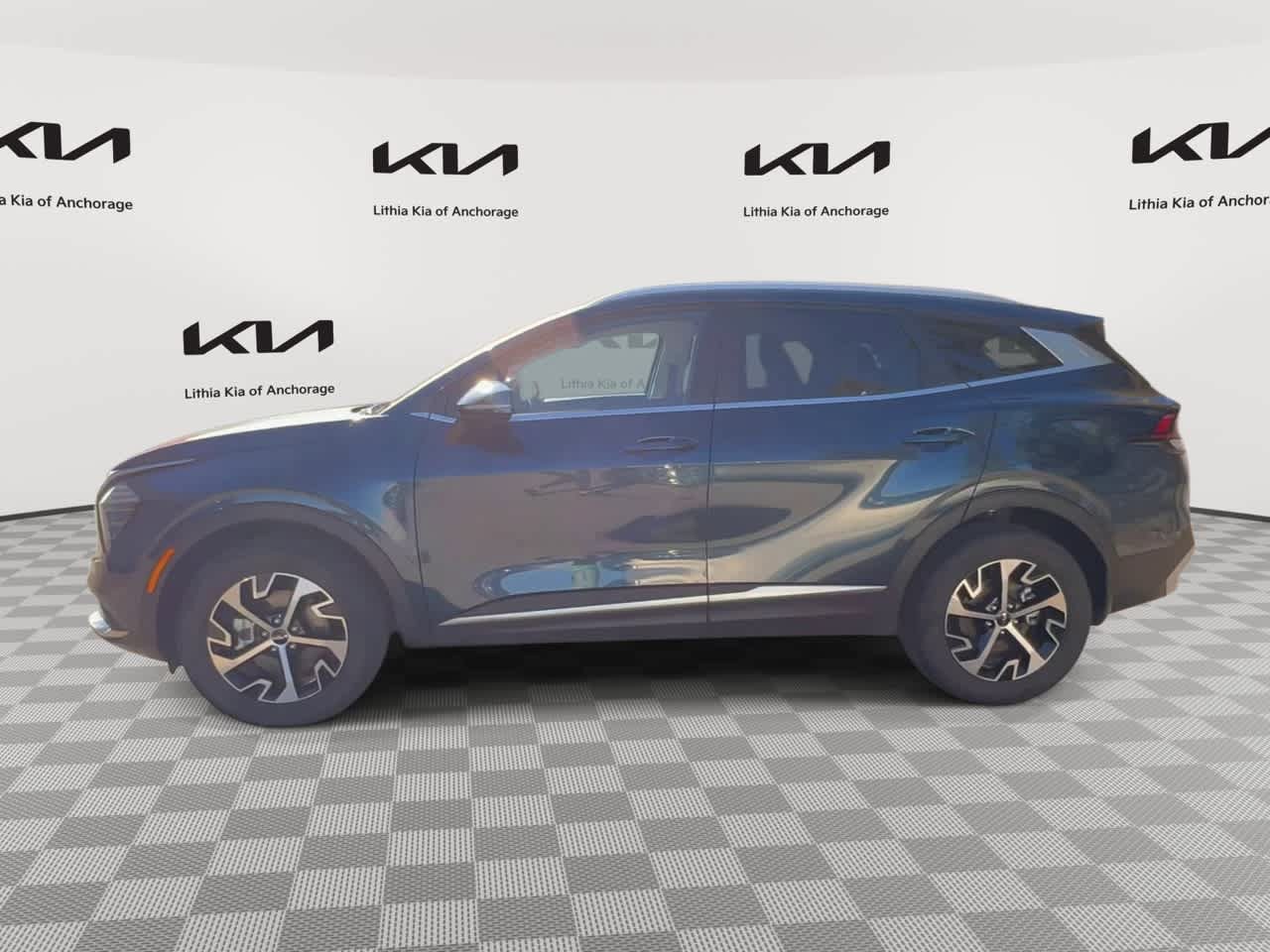 Certified 2025 Kia Sportage EX AWD/4WD image 7