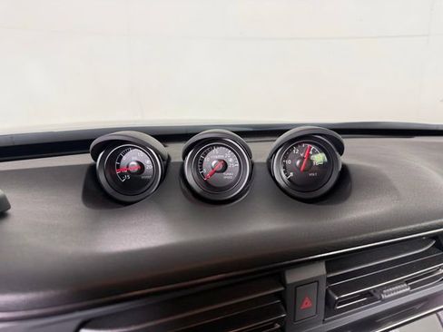 Used 2023 Nissan Z Performance w/ Floor Mat Package (L93) image 27