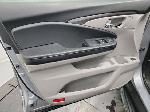 Used 2016 Honda Pilot EX-L image 13