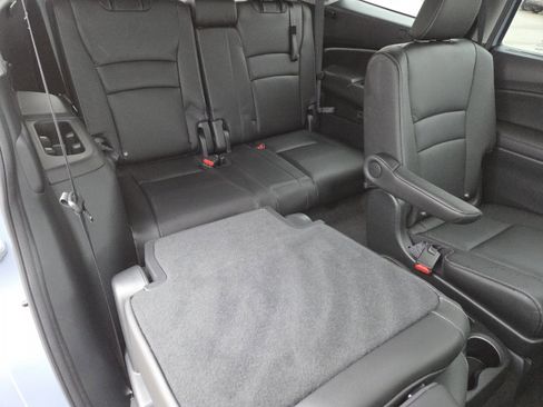 Used 2022 Honda Pilot Touring image 23