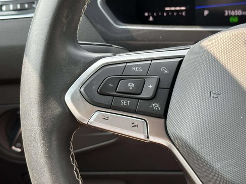 Used 2023 Volkswagen Tiguan SE w/ Panoramic Sunroof Package AWD/4WD image 23