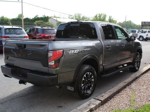 Used 2023 Nissan Titan PRO-4X w/ Pro-4x Convenience Package image 6