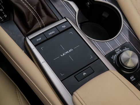 Used 2020 Lexus RX 450hL Luxury w/ Accessory Package image 28