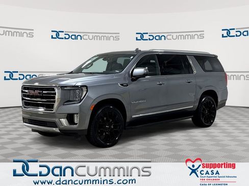 Used 2022 GMC Yukon XL SLT w/ SLT Luxury Package AWD/4WD image 1