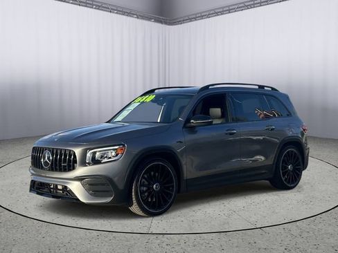 Used 2022 Mercedes-Benz GLB 35 AMG 4MATIC image 2