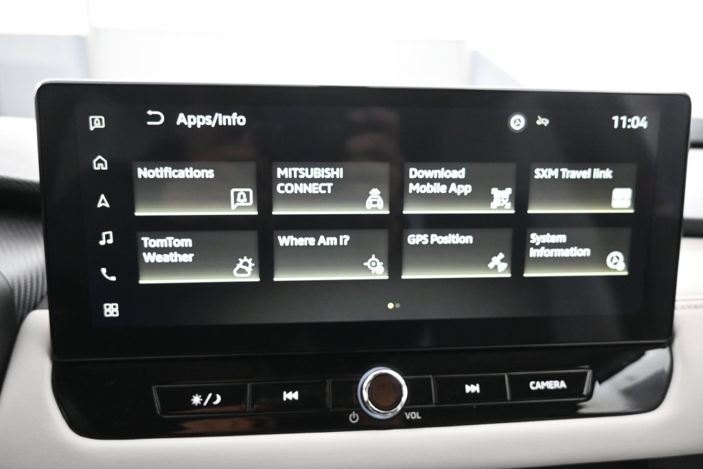 Used 2025 Mitsubishi Outlander SE FWD image 8